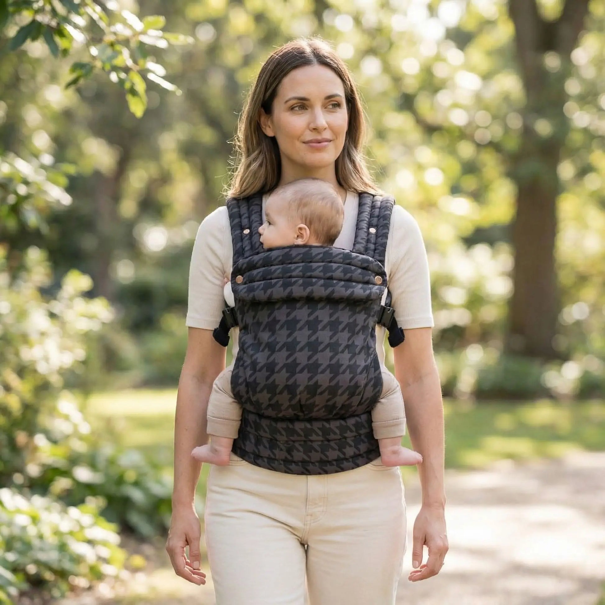 porte bebe ergonomique evolutif portage face au parent maintien physiologique