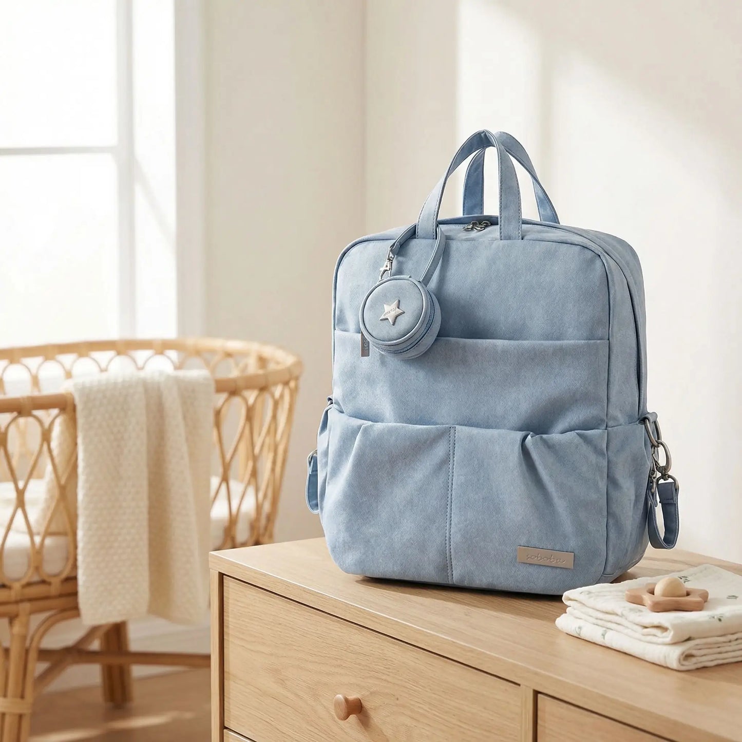 sac a langer sac a dos seul pose sur meuble